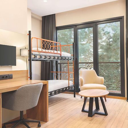 Hotel Tryp By Wyndham Istanbul Atasehir Esterno foto