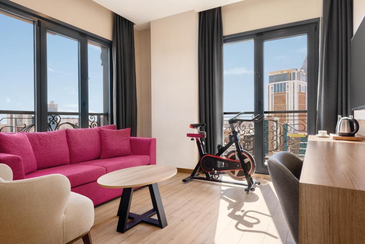 Hotel Tryp By Wyndham Istanbul Atasehir Esterno foto