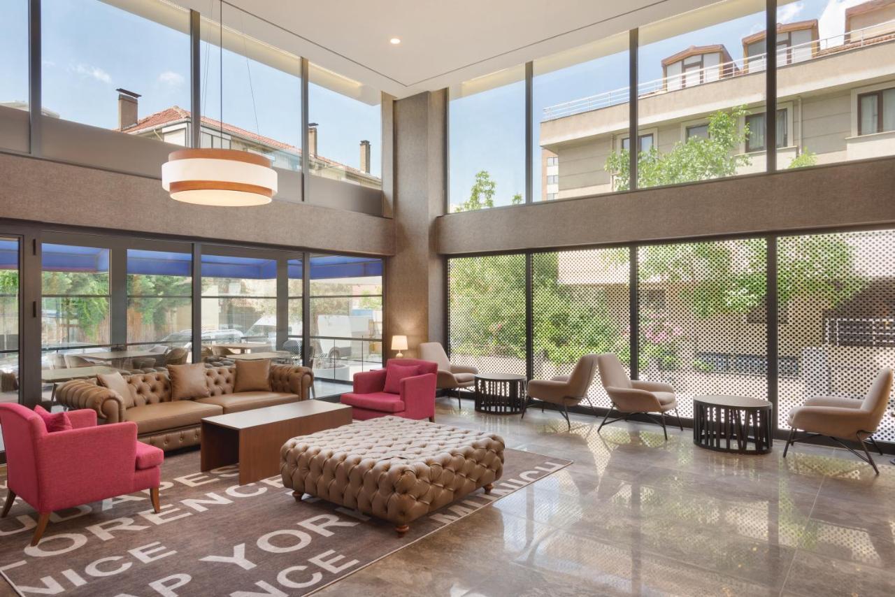 Hotel Tryp By Wyndham Istanbul Atasehir Esterno foto