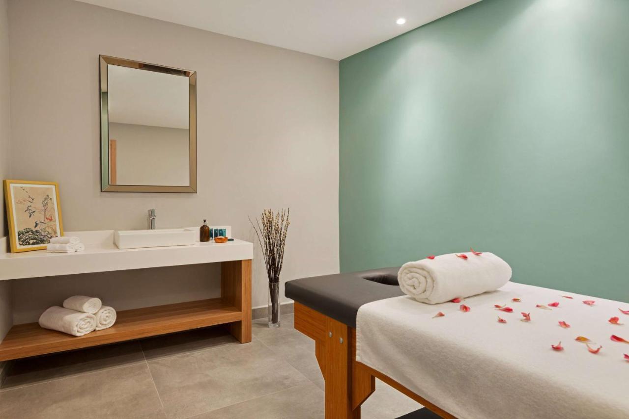 Hotel Tryp By Wyndham Istanbul Atasehir Esterno foto